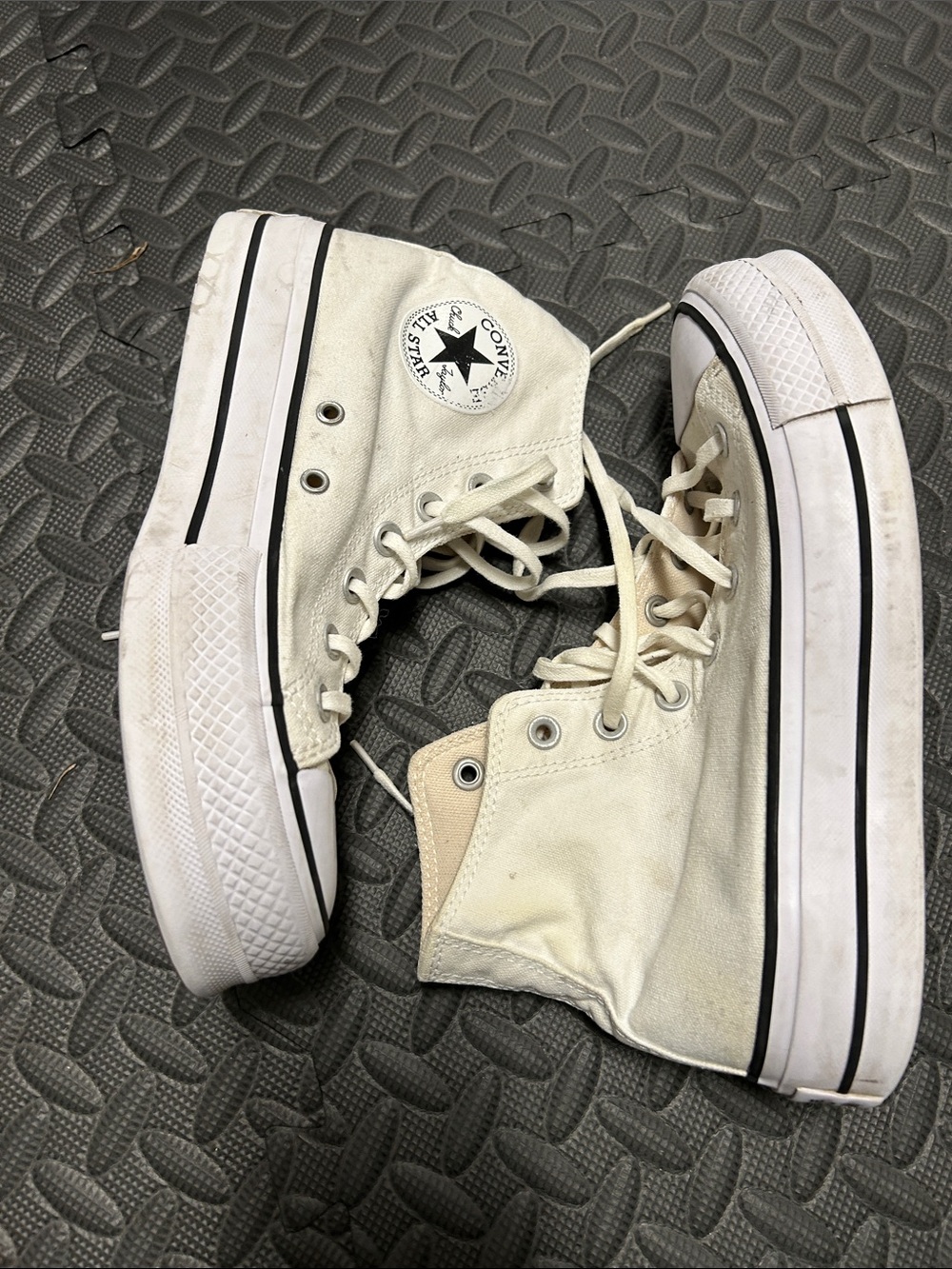 Converse Women's Chuck Taylor All-Star Platform Lift High Top Shoes - 7.5 - Picture 4 of 8